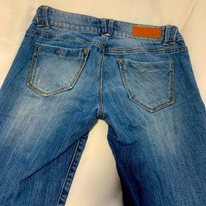 Jolt SZ. 1 distressed jeans